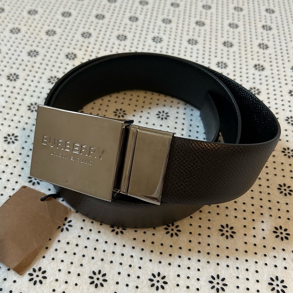 Burberry belt 32